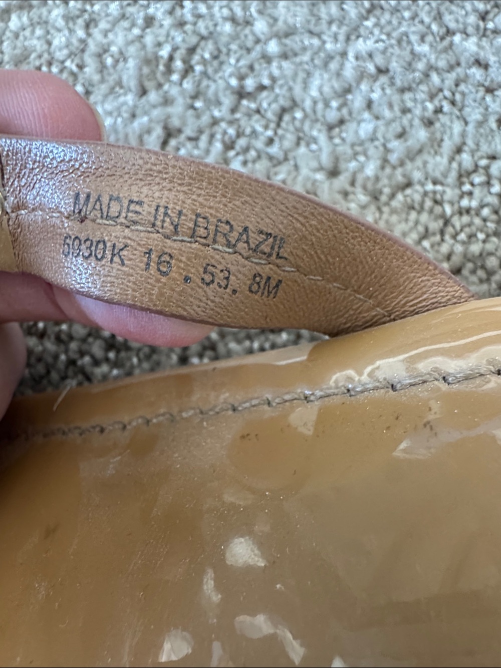 Tory Burch Tan Miller Logo Thong Sandals with Gold Hardware - Picture 2 of 4